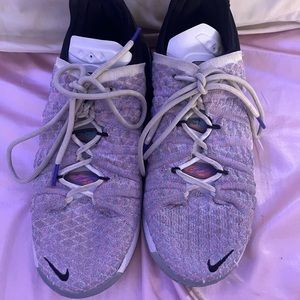 Nike LeBron 18 GS ‘Graffiti’ Youth size 6